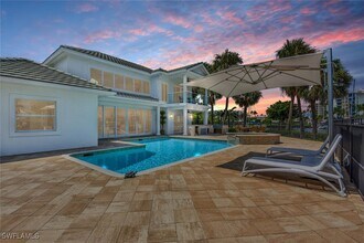 Building Photo - 215 Mooring Line Dr