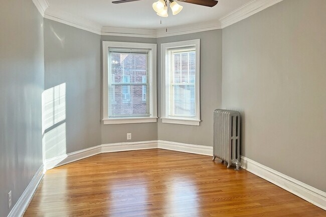Foto del edificio - 123-129 N. Humphrey Ave. and 38-44 Lake St.