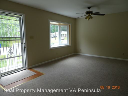 Building Photo - 32 Barron Dr