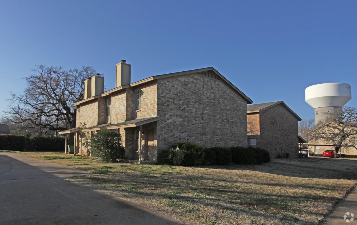 Foto principal - Wild Wood Court Townhomes
