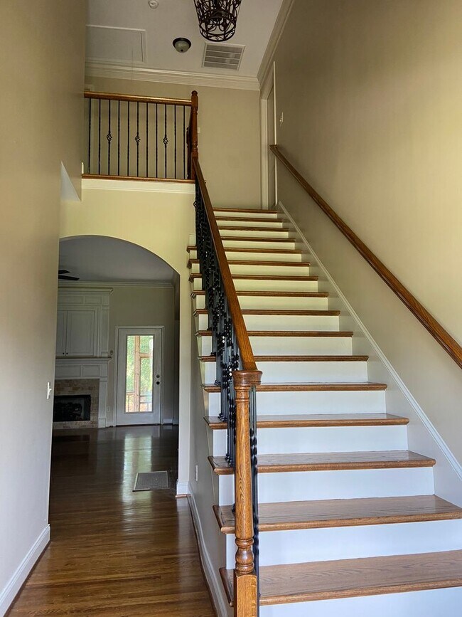 Building Photo - New For Rent in Helena!