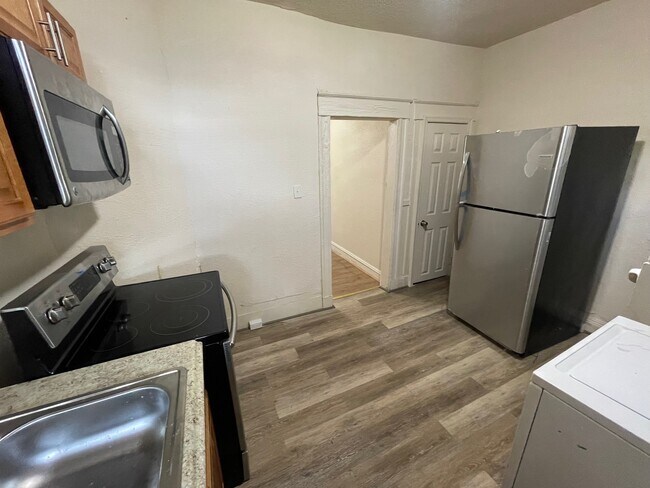Building Photo - 2850 Boarman Ave