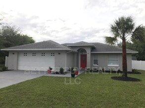 Building Photo - 68 Buttermill Dr