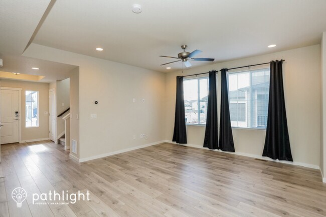 Foto del edificio - 5866 Spring Breeze Drive, Colorado Springs...