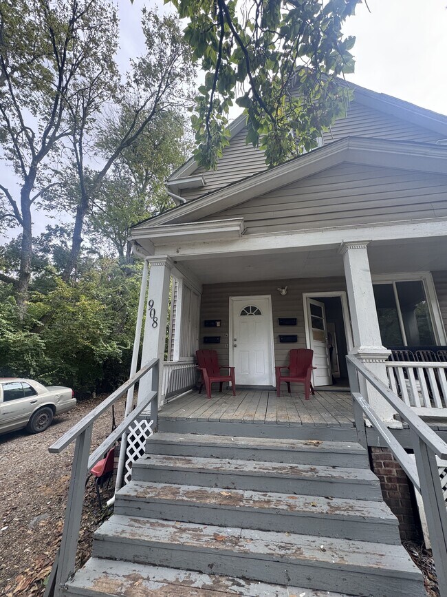 Foto del edificio - 908 SW Macvicar Ave