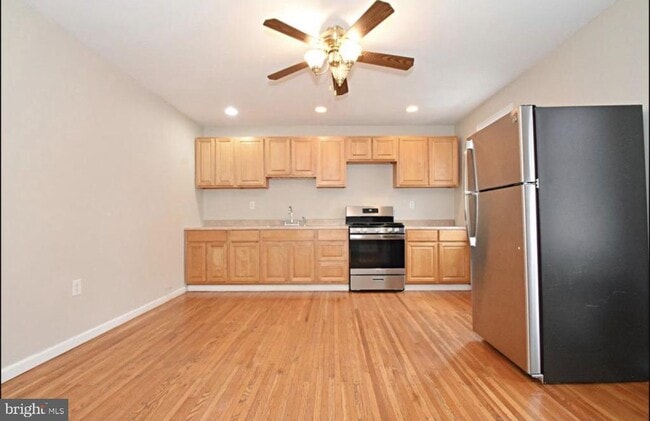 Building Photo - 1501 E Susquehanna Ave