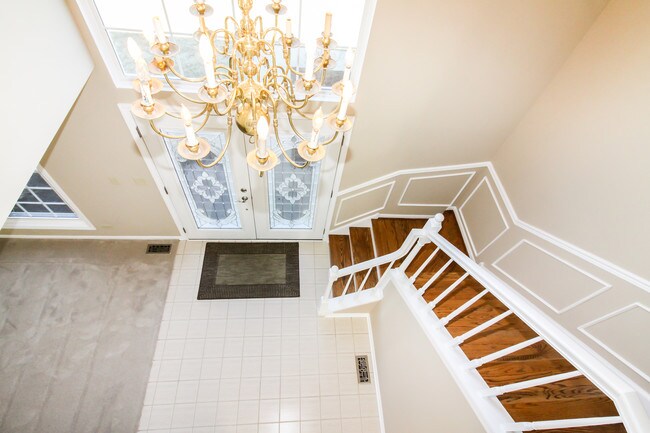 Foto del edificio - 600 Chesterfield Ln
