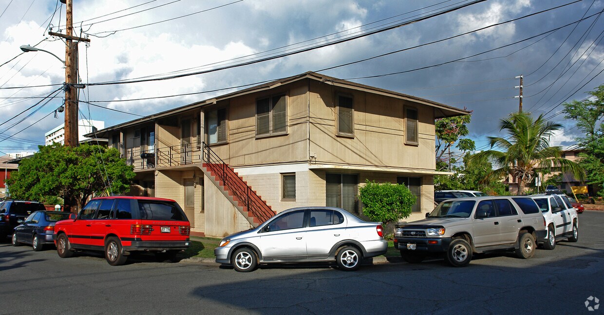 Primary Photo - 2970 Varsity Cir