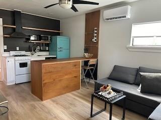 Foto del edificio - 613 Brentwood St