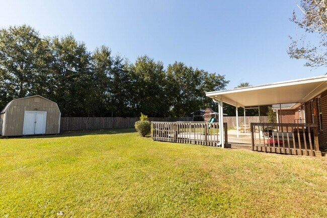 Building Photo - 4 BED 2 BATH NORTH WOOLMARKET SCHOOL DISTR...