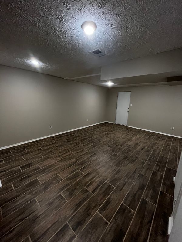 Foto del edificio - 8929 Harkate Way