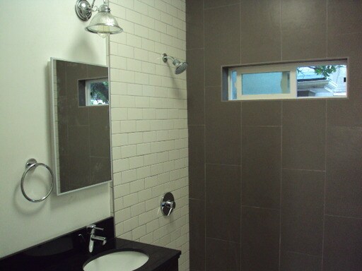 Building Photo - 1303 N Stanley Ave