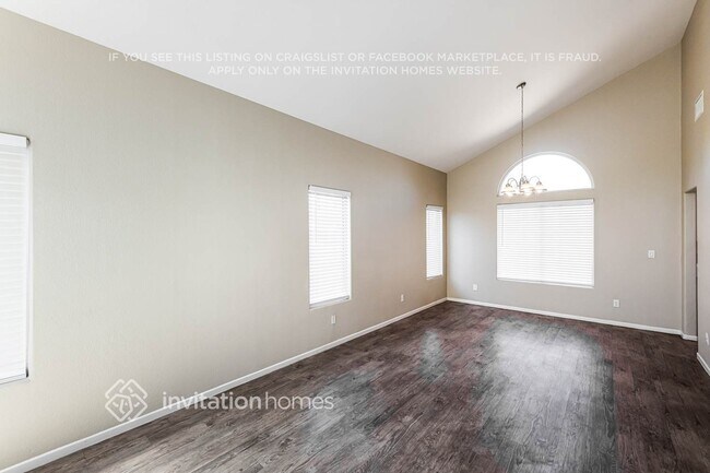 Building Photo - 1512 E Auburn Valley Ave