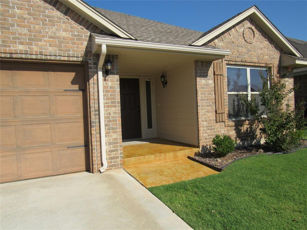 Foto principal - 17516 Black Hawk Dr