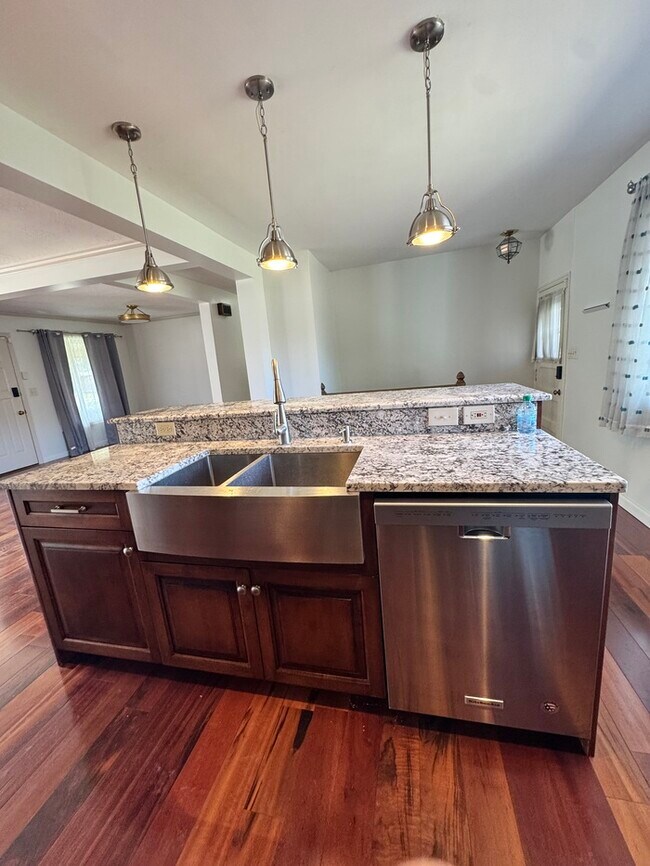 Foto del edificio - 2 Bed, 2 Bath Home