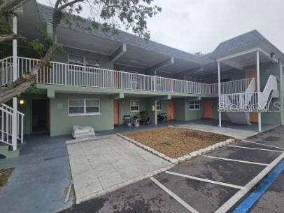 Foto del edificio - 2035 Alpine Rd