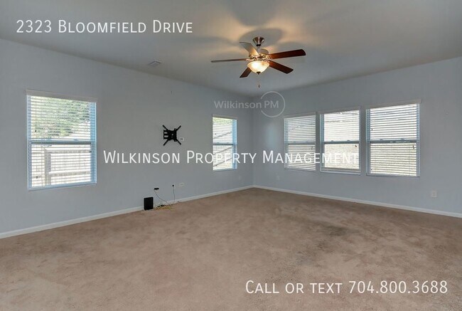 Building Photo - Welcome To This Charming 2-story, 5Bedroom...