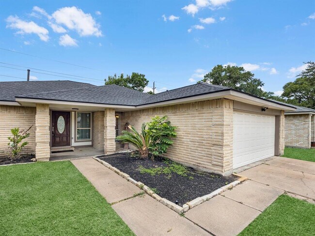 Foto del edificio - 22118 Pearl Lake Dr