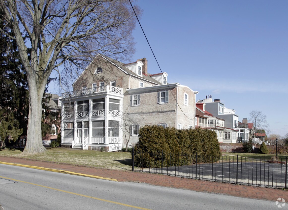 Primary Photo - Jefferson House