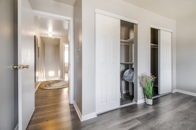 Building Photo - 1216 W Lafayette Ave