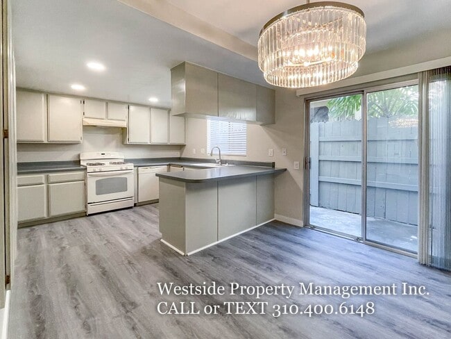Building Photo - 3739 S Centinela Ave