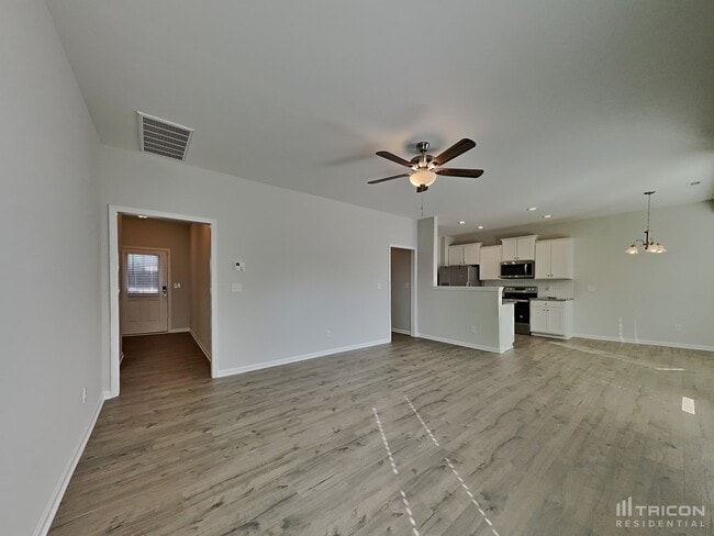 Building Photo - 320 Olde Pl