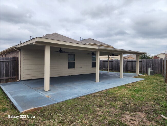 Building Photo - 21007 Whitehaven Bluff Trail