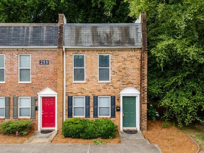 Photo - 255 Winding River Dr House