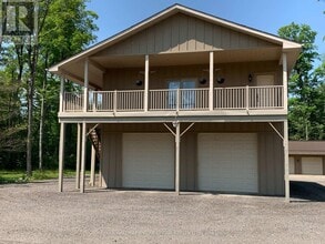 Building Photo - 4795 19th Sideroad