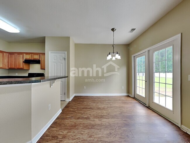Foto del edificio - 155 Red Oak Dr