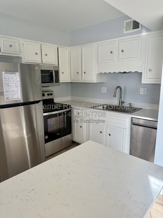 Foto del edificio - 1674 Blue Ridge Dr