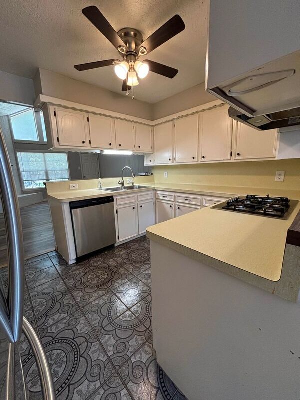 Foto del edificio - 4508 Chaparral Dr
