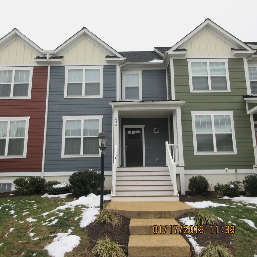 1252 Haden Plz, Crozet, VA 22932 Townhome Rentals in Crozet VA