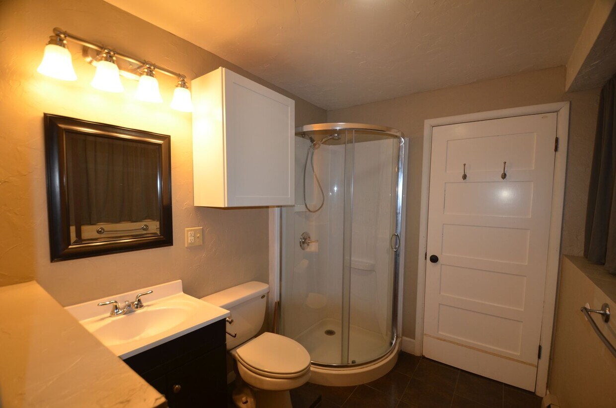 Foto principal - 1 bedroom in Warrior's Mark!