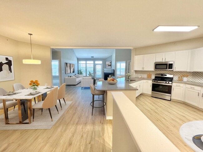 Building Photo - The Manor at Downingtown