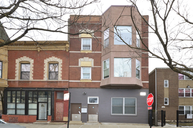 Building Front - 1365 N Leavitt St