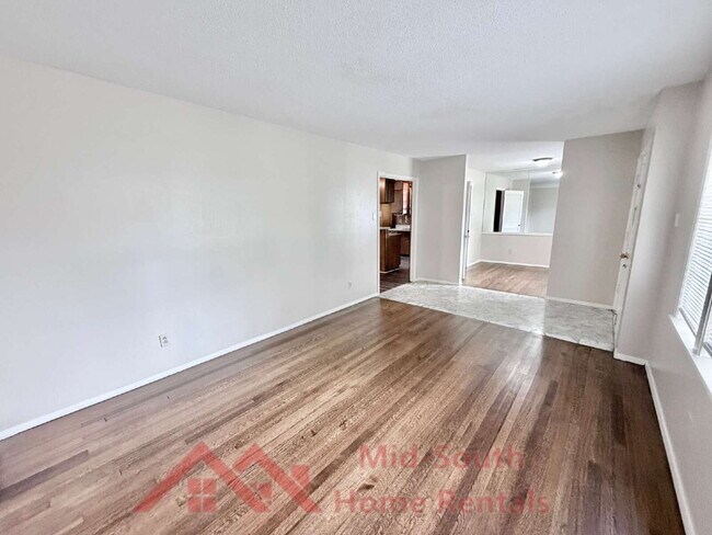 Foto del edificio - 3856 Warrington Cove