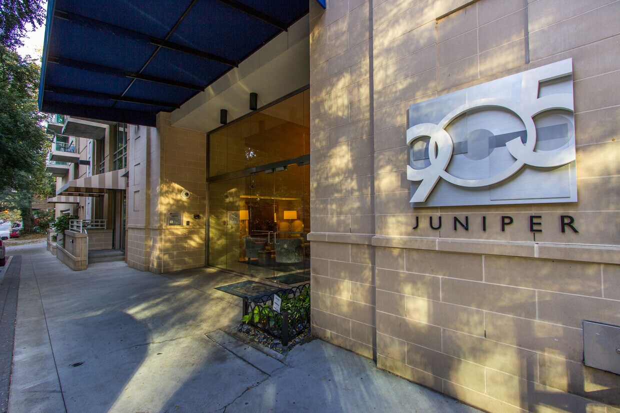 Primary Photo - 905 Juniper St NE
