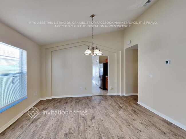 Foto del edificio - 5223 Sunset Canyon Dr