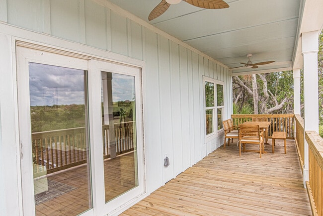 Building Photo - 14413 W Ozello Trail
