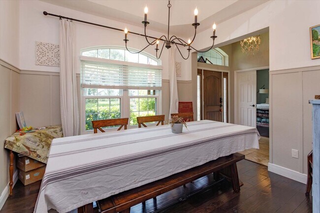 Photo - Beautifully Updated 4-Bedroom Pool Home in Winding Hollow