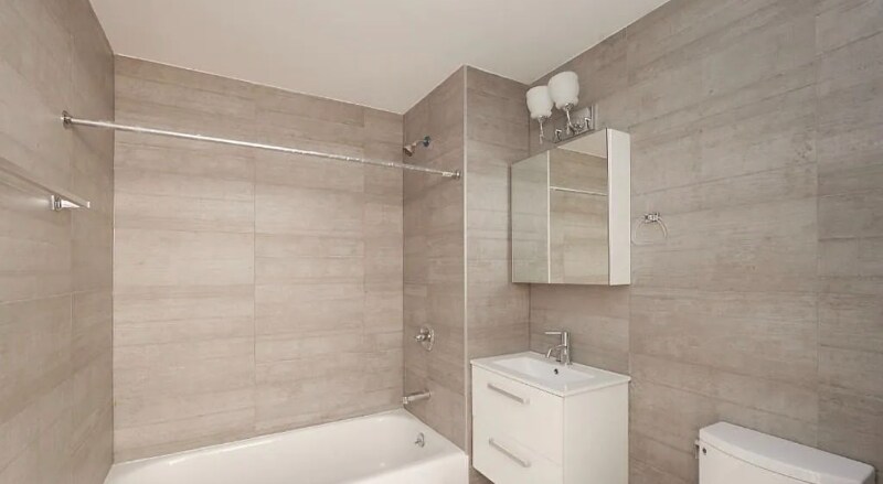 Foto del edificio - 90-02 Queens Blvd