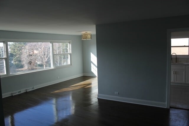 Foto del edificio - 8849 Wisner St