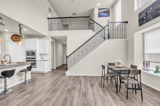 Building Photo - 4608 Mustang Run Dr