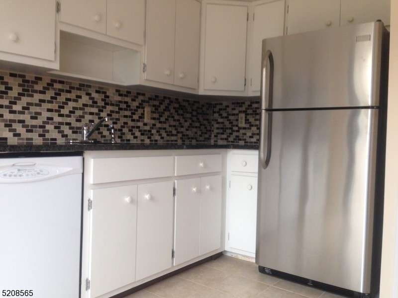 73 Meadowview Dr, Clinton Township, NJ 08801 Townhome Rentals in