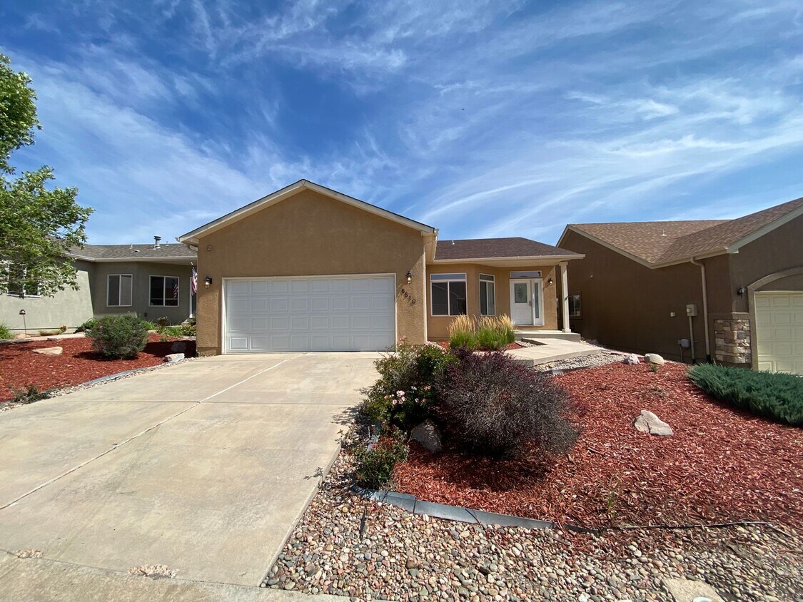 5 Bedroom/ 3 Bath Home - 5 Bedroom/ 3 Bath Home