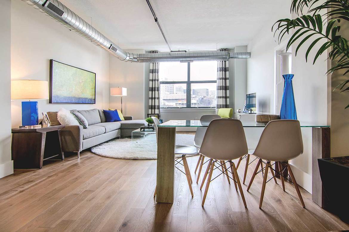 Foto principal - 310 Coles St