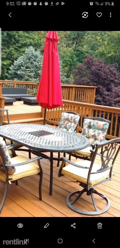Foto del edificio - 5 br, 4.5 bath House - Seven Locks Rd