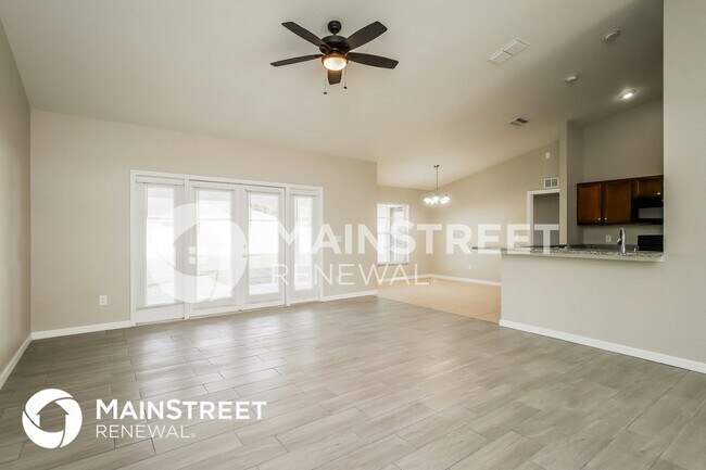 Foto del edificio - 301 Majestic Gardens Dr