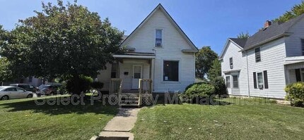 Building Photo - 1103 Crescent Ave